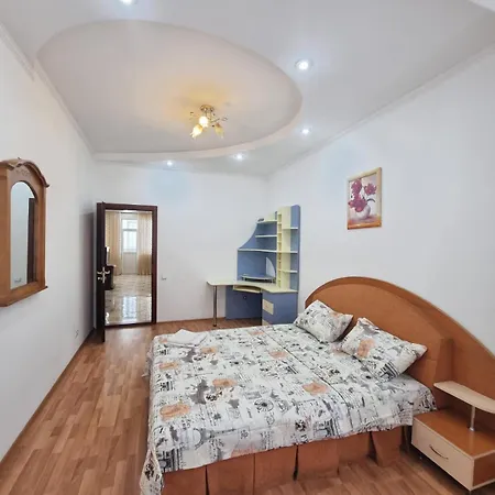 Tolstoi In Close To Stefan Cel Mare Apartment Chisinau